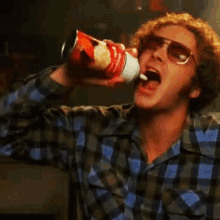 Hyde That70s Show GIF - Hyde That70s Show Whipped Cream GIFs