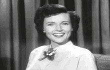 Betty White Use Your Head GIF - Betty White Use Your Head Brain Power GIFs