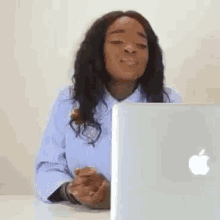 what yeboahsvlogs yeboah wtf laptop what yeboahsvlogs yeboah wtf laptop