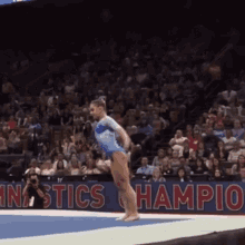 Ragan Tap On The Back GIF - Ragan Tap On The Back You Can Do It ...