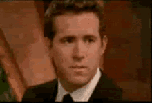 Ryan Reynolds Dahliabunni GIF - Ryan Reynolds Dahliabunni GIFs