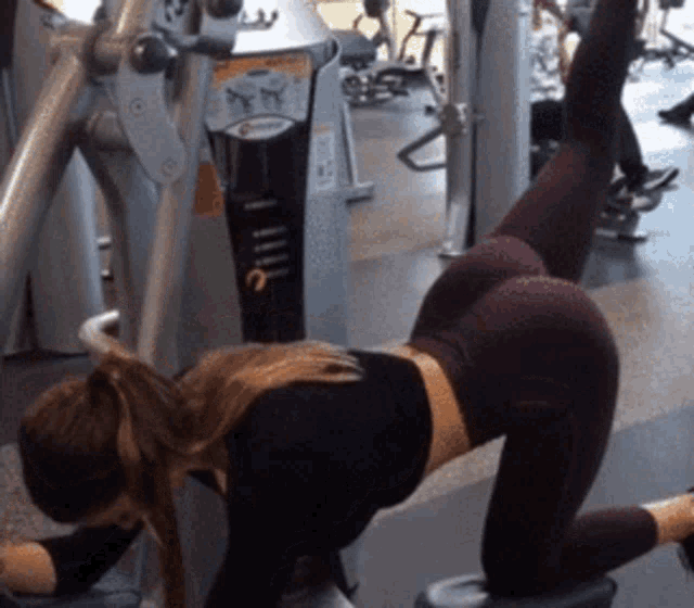 The perfect Girl Fitness Animated GIF for your conversation. 