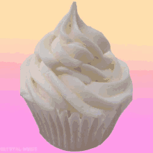 Vanilla Cupcake GIF - Vanilla Cupcake Rainbow GIFs