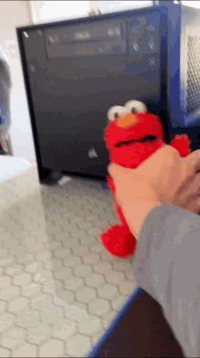 Elmo Elmo Meme GIF - Elmo Elmo Meme Tickle Me Elmo GIFs