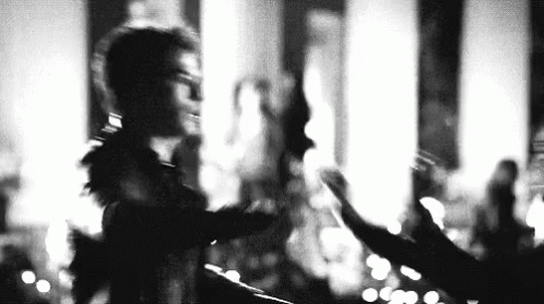 Elena Gilbert Damon Salvatore Gifleri, Nina Dobrev Ian Somerhalder Gifleri, The Vampire Diaries Gifleri