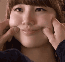 Trying To Pretend Everything Is Okay GIF - Kpop Smile Forced GIFs
