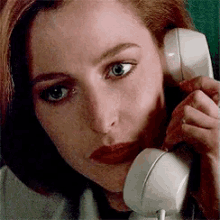scully bitchface xfiles eyebrowraise