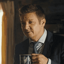 Right Mike Mclusky GIF - Right Mike Mclusky Jeremy Renner GIFs