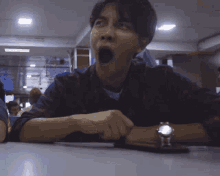 leeseunggi yawn