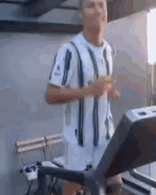 ronaldo-juve.gif