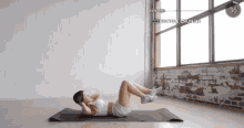 Bicycle Crunch Female Abs GIF - Bicycle Crunch Female Abs Abs Work Out GIFs