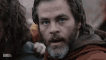 Looking Crowd GIF - Looking Crowd Outlaw King Movie GIFs