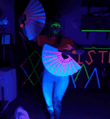 snugibun glow in the dark dance neon dance moves