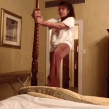 When You'Re Trying To Be Sexy GIF - Fall Pole Fail GIFs