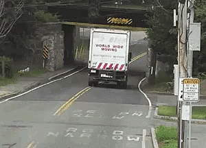 lorry-accident.gif