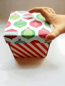 Empty Box GIF - Empty Box Gift GIFs