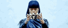 Rihanna Crown GIF - Rihanna Crown Crowning GIFs