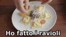 ravioli pasta eat italian food