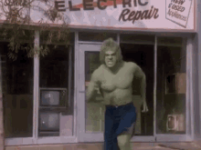 Hulk Out Running GIF - Hulk Out Running Run GIFs