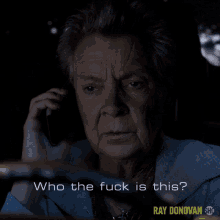 Who The Fuck Is This Tell Me Your Name GIF - Who The Fuck Is This Tell Me Your Name State Your Name GIFs