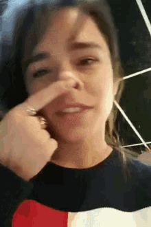 normaldelest prefdelest selfie