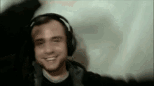 dancing waving robertstreamer robotstreamer