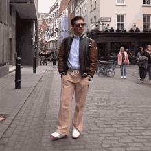 Ootd Robin James GIF - Ootd Robin James Outfit Of The Day GIFs