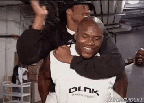 Kobe Bryant Shaquille O Neal GIF - Kobe Bryant Shaquille O Neal Carry -  Discover &amp; Share GIFs