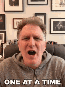 One At A Time Michael Rapaport GIF - One At A Time Michael Rapaport Cameo GIFs