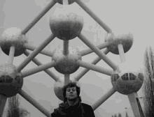 Simple Minds Sanctify Yourself GIF - Simple Minds Sanctify Yourself Atomium GIFs