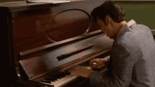 Playing The Piano Elvis Presley GIF - Playing The Piano Elvis Presley Austin Butler GIFs