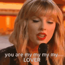 Taylor Swift Lover Taylor Swift Joe Alwyn GIF - Taylor Swift Lover Taylor Swift Joe Alwyn Joe Alwyn GIFs