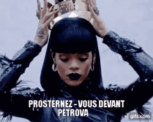Petrova Crown GIF - Petrova Crown Queen GIFs