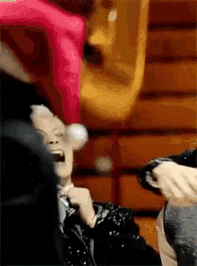 Yes Kpop GIF - Yes Kpop Laugh GIFs