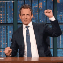 Late Night With Seth Meyers - Happy Dancing GIF - Late Night With Seth Meyers Seth Meyers Dance GIFs