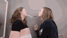 Toothbrush Toothbrush Wars GIF - Toothbrush Toothbrush Wars Paige And Holly GIFs