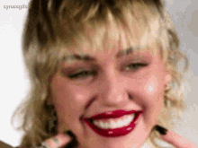 Miley Cyrus Cyrussgifs GIF - Miley Cyrus Cyrussgifs Super Bowl GIFs