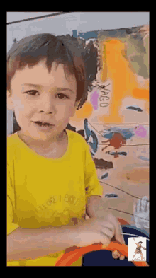Unac Que Et Sembla Aquest Mural Kid GIF - Unac Que Et Sembla Aquest Mural Kid GIFs