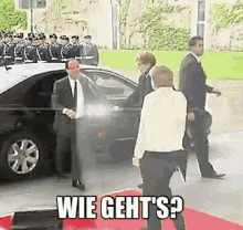 Wie Geht'S? GIF - Merkel Hollande Wie Gehts GIFs