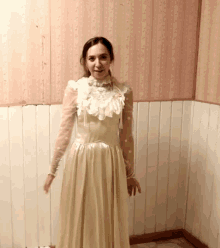 Sweet Emelyne Wedding Dress GIF - Sweet Emelyne Wedding Dress Vintage Dress GIFs
