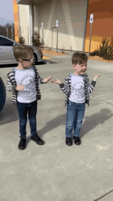 fizzbizz bathbombs cute brothers dance fizzbizz bathbombs cute brothers dance