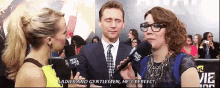 Red Carpet Tom Hiddleston GIF - Red Carpet Tom Hiddleston Hes Perfect GIFs
