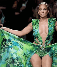 Jennifer Lopez Dress GIF - Jennifer Lopez Dress Walk GIFs