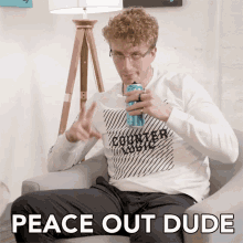 Peace Out Dude Out GIF - Peace Out Dude Peace Peace Out GIFs