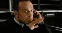 Phil Coulson Phone Call GIF - Phil Coulson Phone Call Shield GIFs