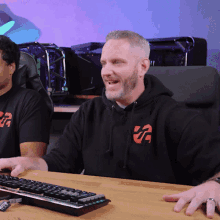 jayztwocents wtf rgblights catreact tripout