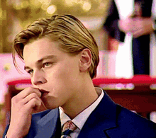 Leonardo Dicaprio Lol GIF - Leonardo Dicaprio Lol Romeo And Juliet GIFs
