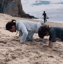 Push Ups People Are Awesome GIF - Push Ups People Are Awesome Working Out GIFs