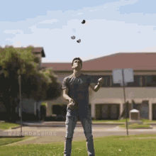 Juggling Fail GIF - Juggling Fail Epic Fail GIFs