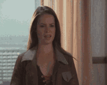 Piper Halliwell Flowers GIF - Piper Halliwell Flowers Combustion GIFs